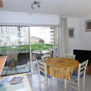 Appartement Et Jardin En Centre, Saint-Raphaël